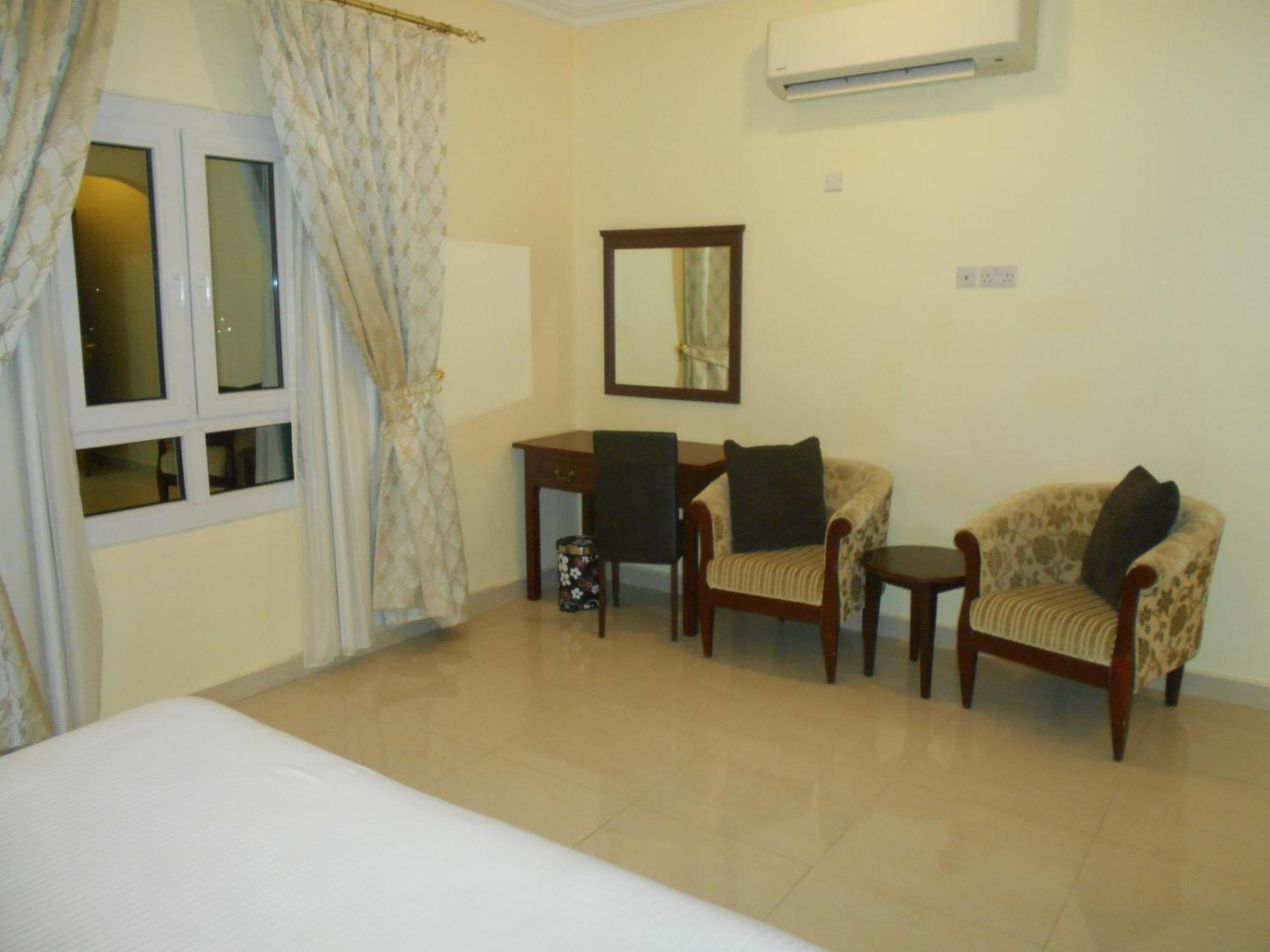 Nizwa Hotel Apartments Exterior photo