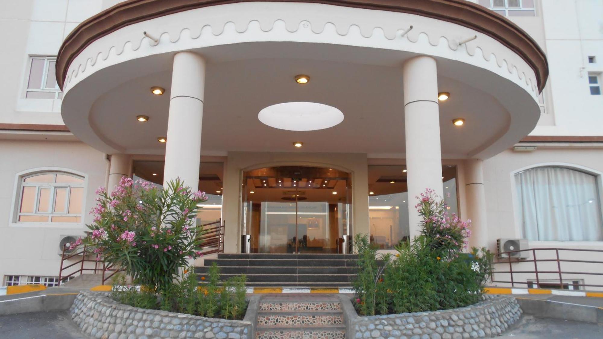 Nizwa Hotel Apartments Exterior photo