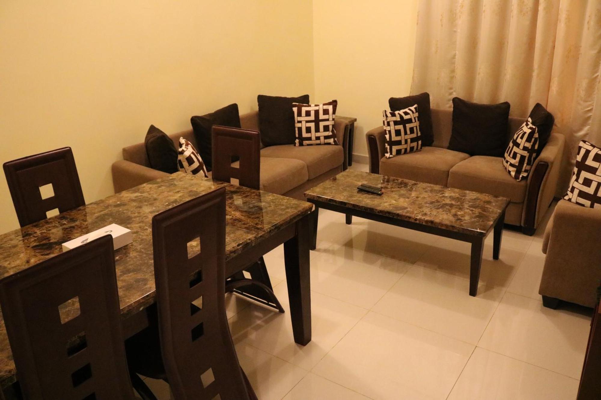Nizwa Hotel Apartments Exterior photo