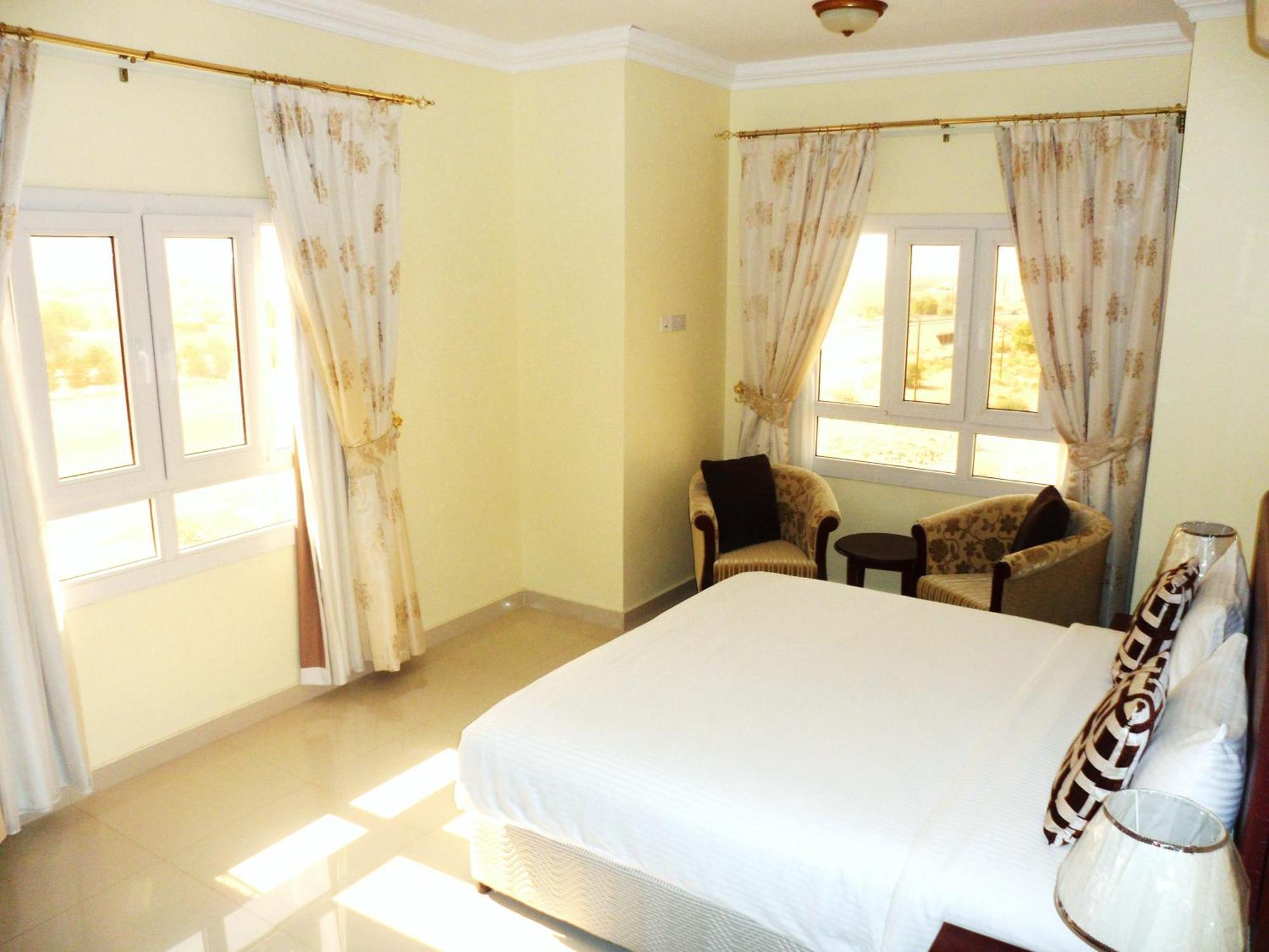 Nizwa Hotel Apartments Exterior photo