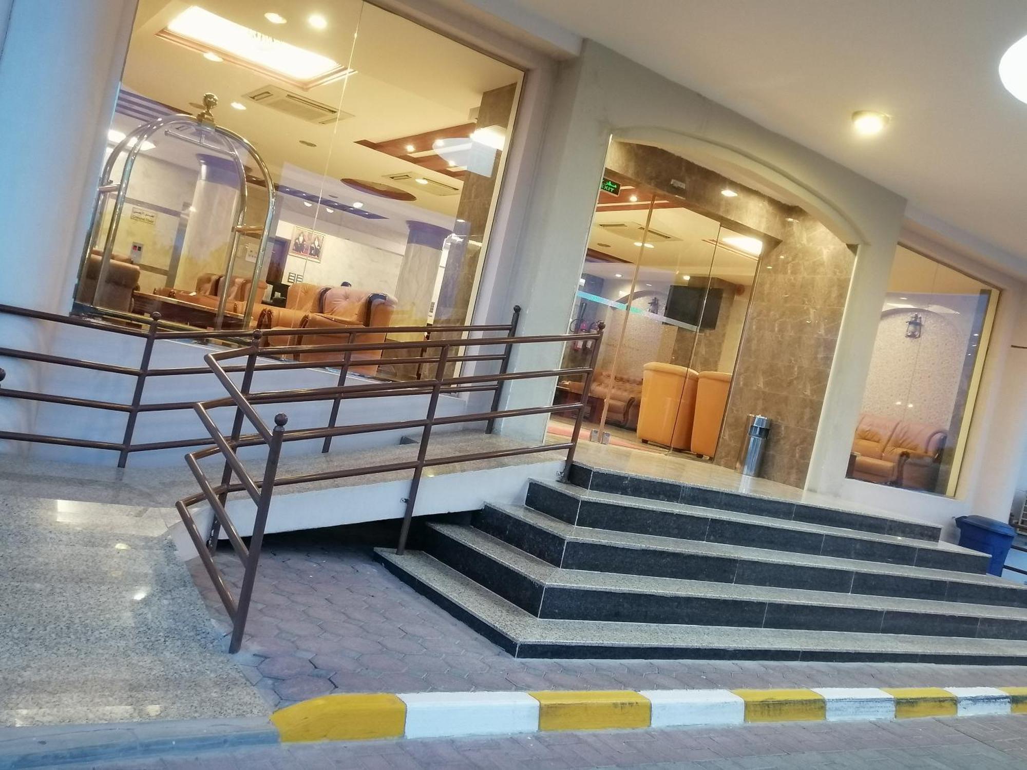 Nizwa Hotel Apartments Exterior photo